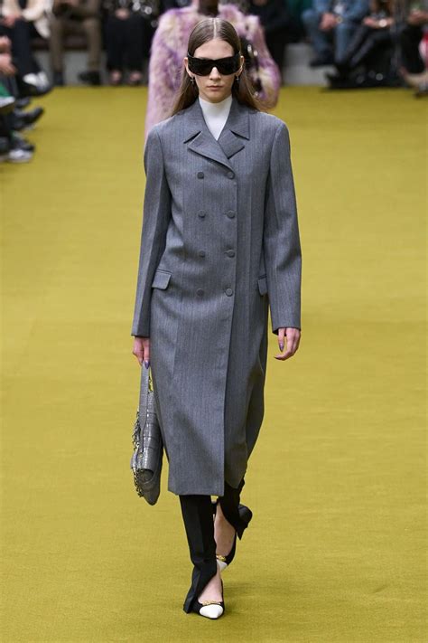 new gucci women's ya140402|Gucci dresses fall winter 2024.